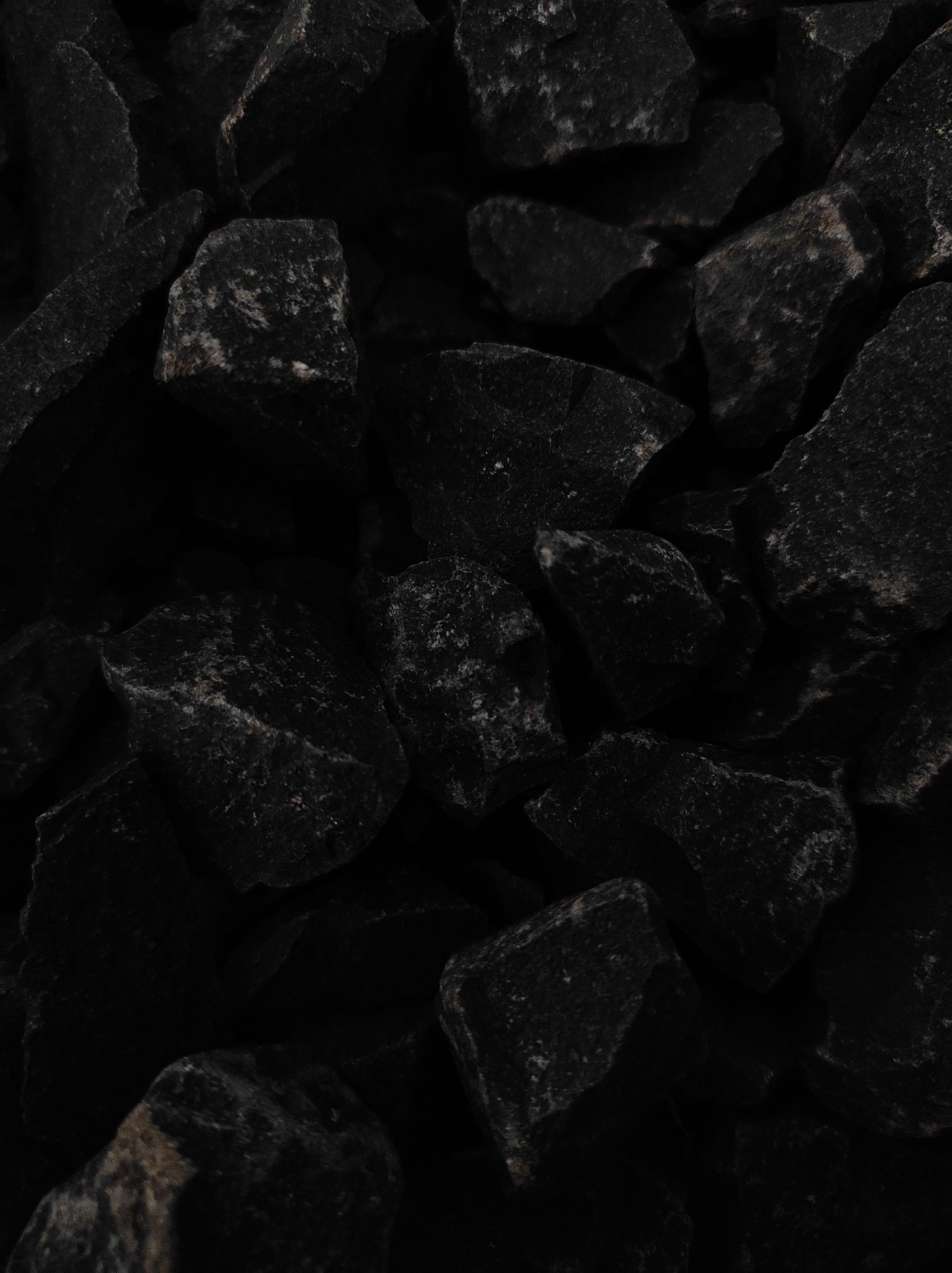 Hva er shilajit? Komplett guide til harpiksen